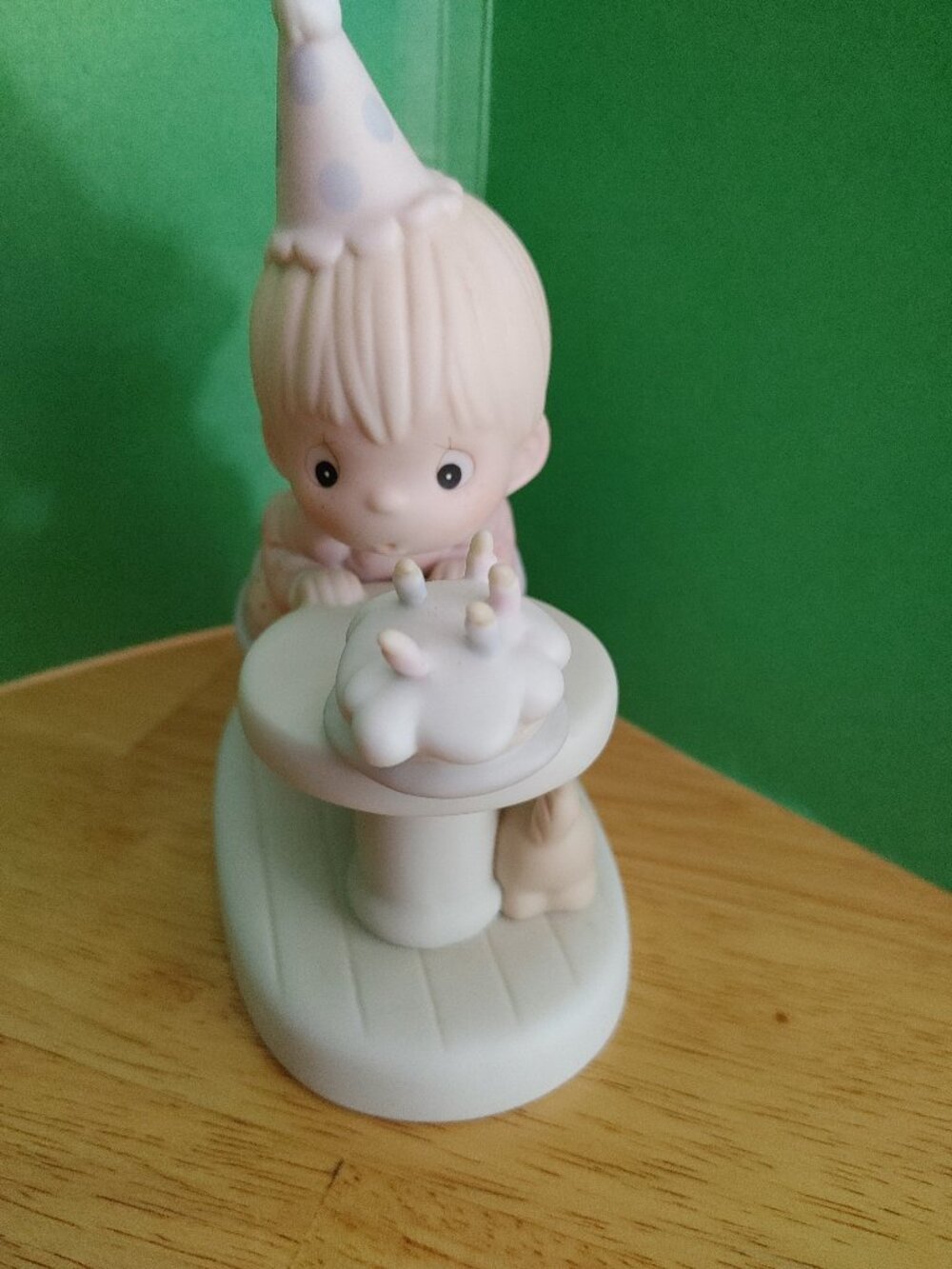 Precious Moments Happy Birthday Figurine - Picture 5 of 9